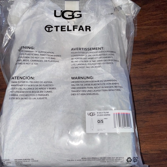 Small Ugg Fleece X Telfar Bag - Picture 8 of 8